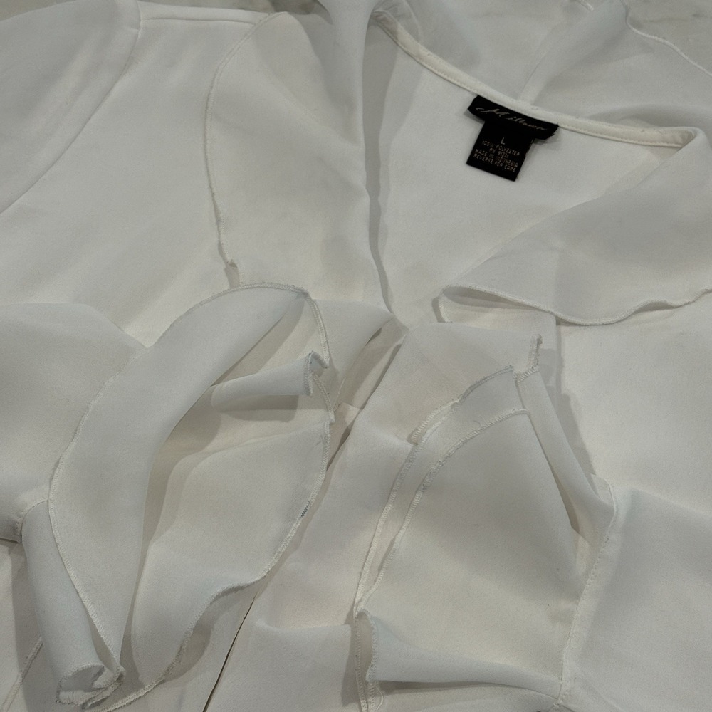 Milano Vtg Romantic Feminine Cascade Ruffle Blouse Cream/White Womens Size L